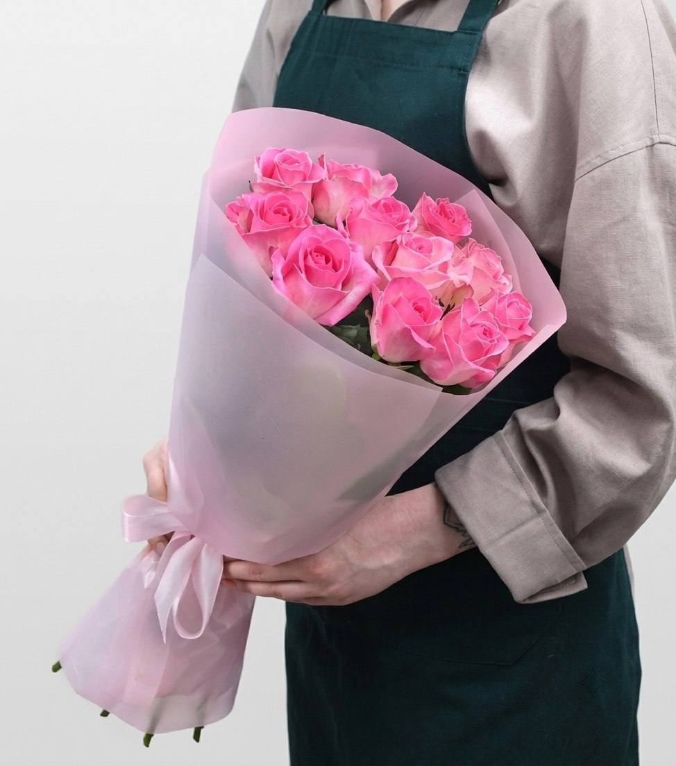 Моно-букет из розовых роз